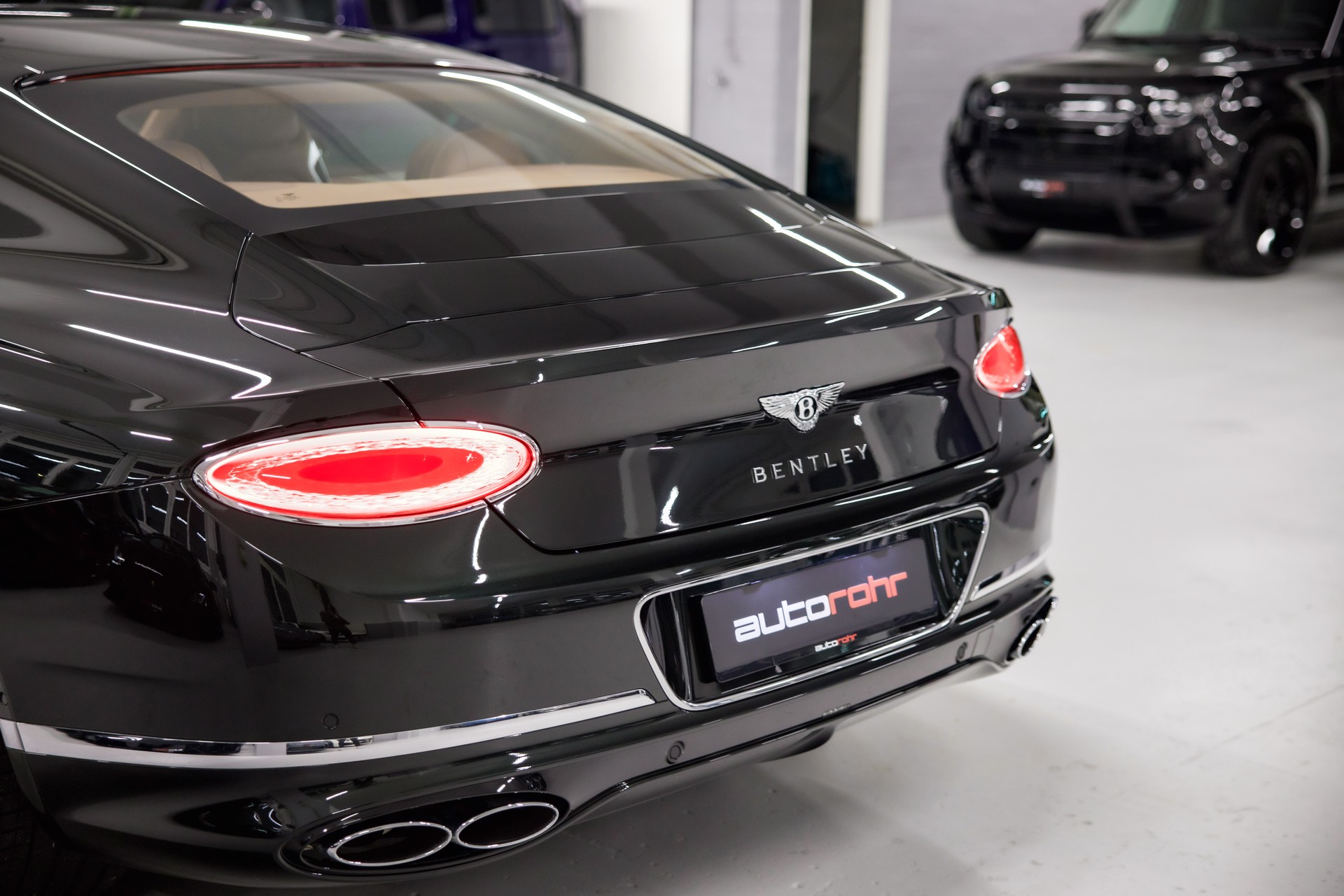 BENTLEY CONTINENTALental GT 4.0 V8 *CH-FHZ*-image-13