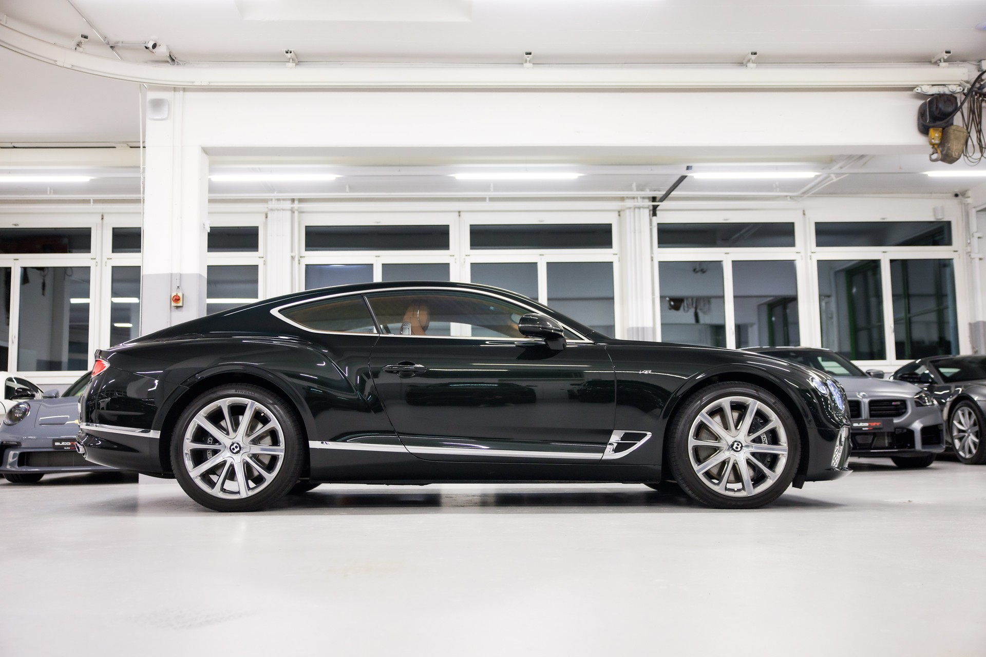 BENTLEY CONTINENTALental GT 4.0 V8 *CH-FHZ*-image-3
