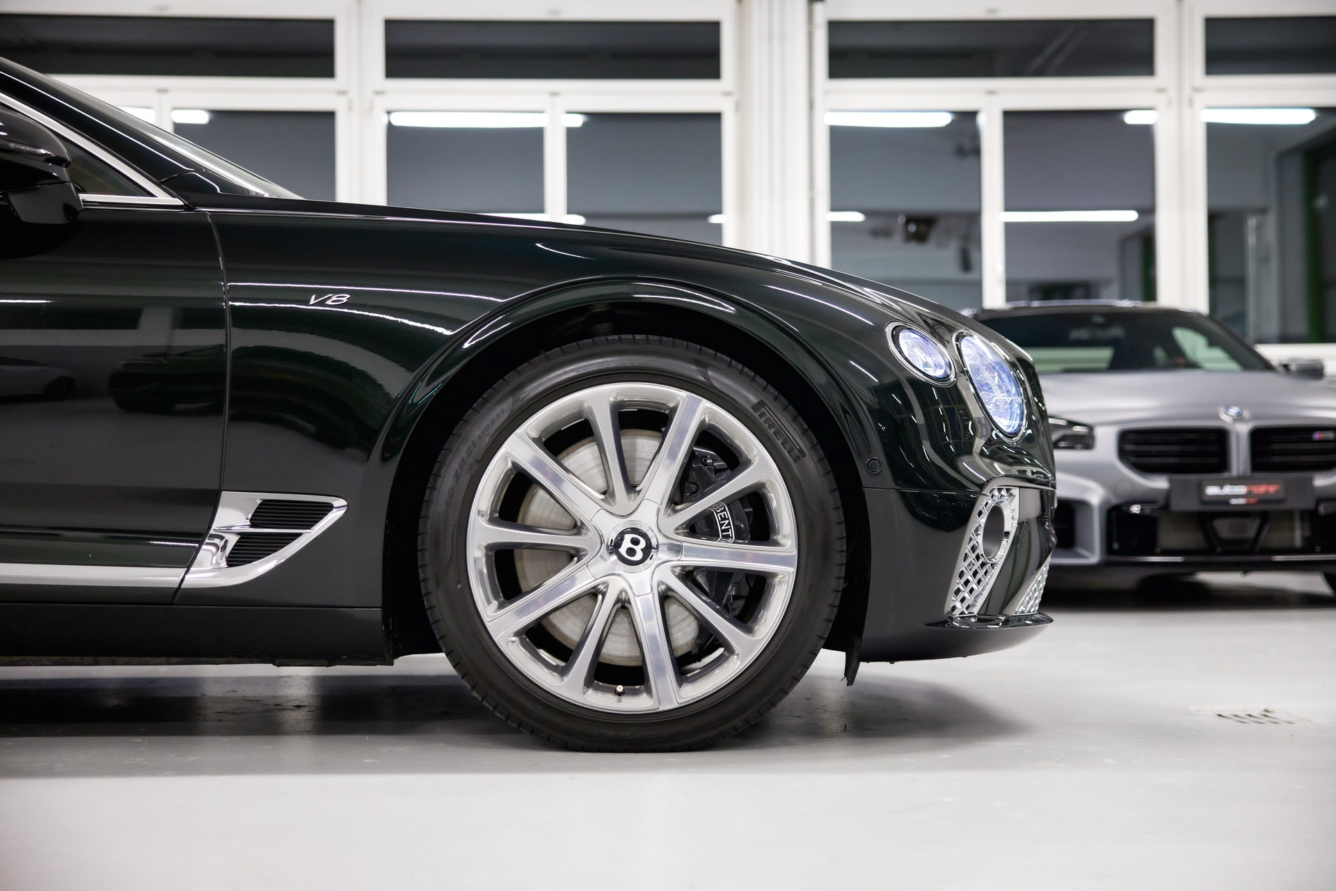 BENTLEY CONTINENTALental GT 4.0 V8 *CH-FHZ*-image-10
