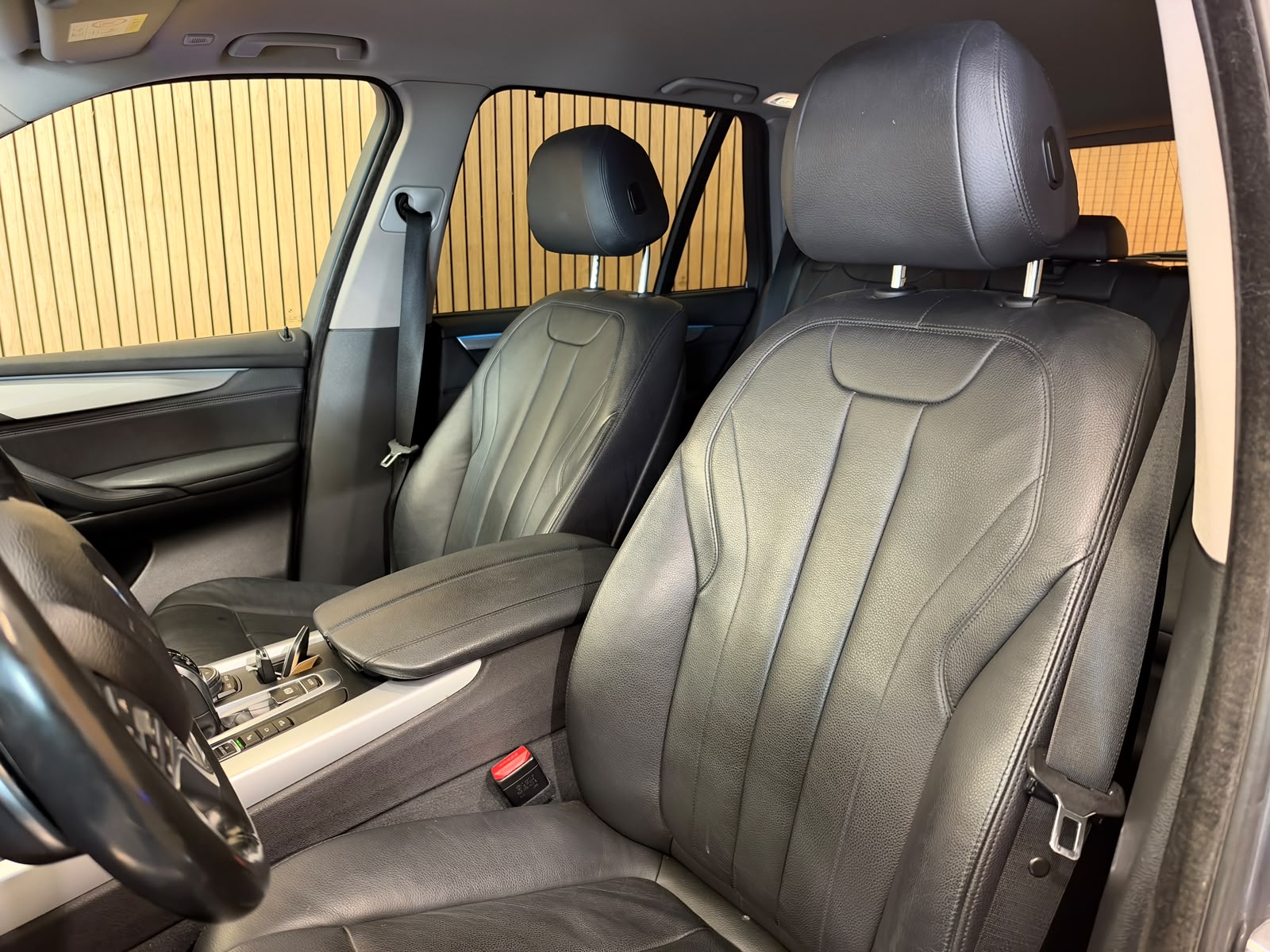 BMW X5 xDrive 40d Steptronic-image-15