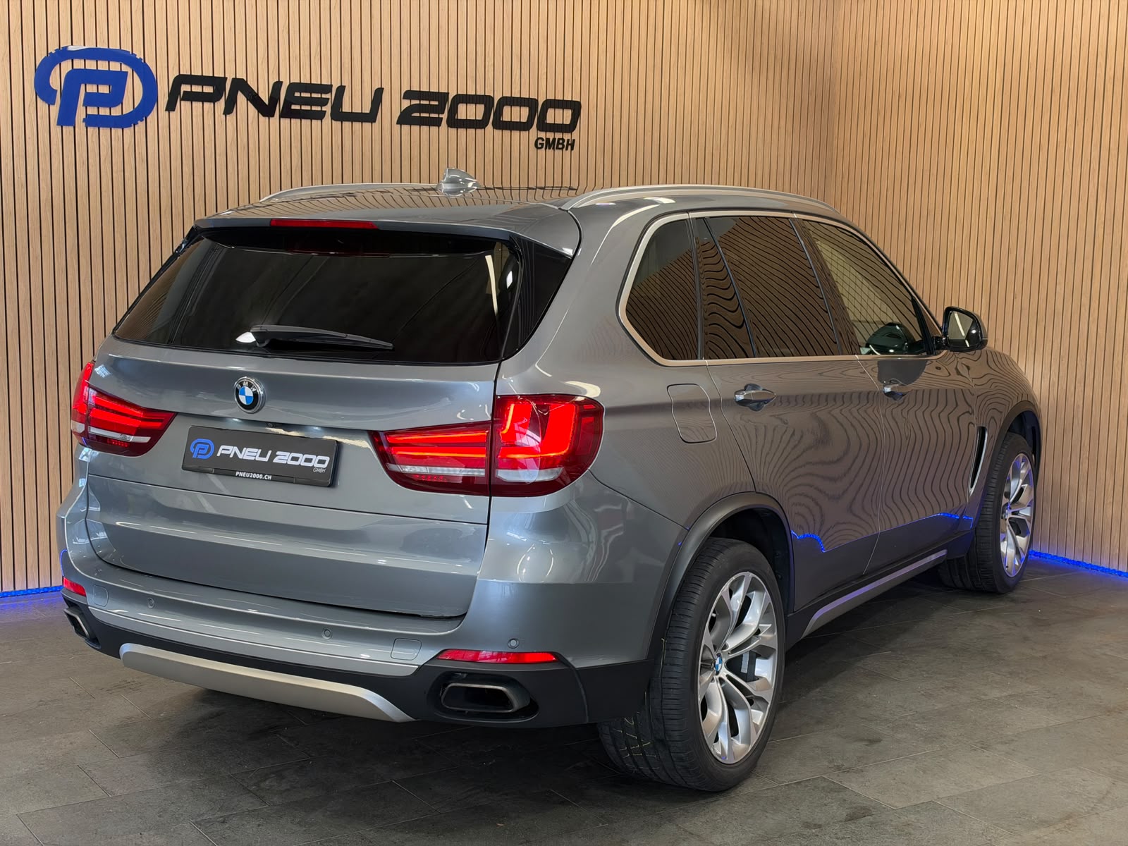 BMW X5 xDrive 40d Steptronic-image-4