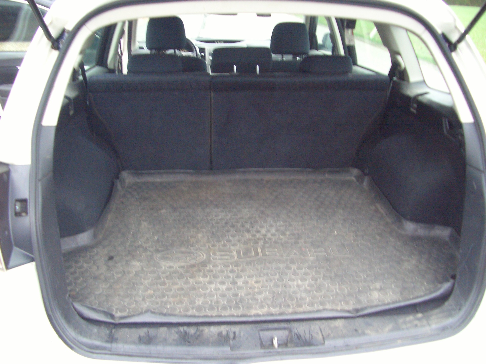 SUBARU Legacy 2.0i Swiss AWD Lineartronic-image-10
