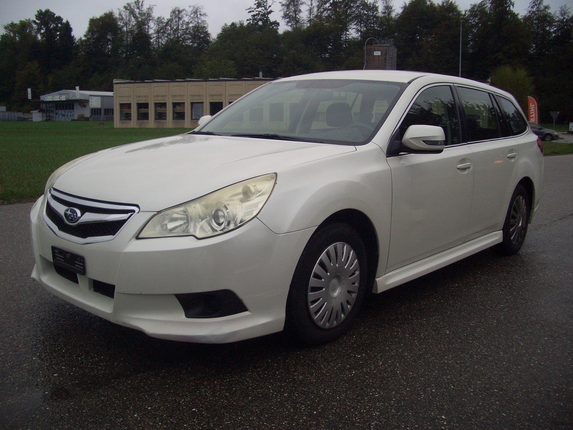 SUBARU Legacy 2.0i Swiss AWD Lineartronic-image-2