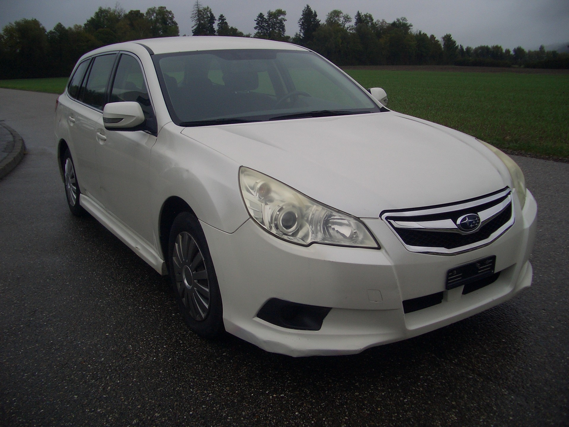 SUBARU Legacy 2.0i Swiss AWD Lineartronic