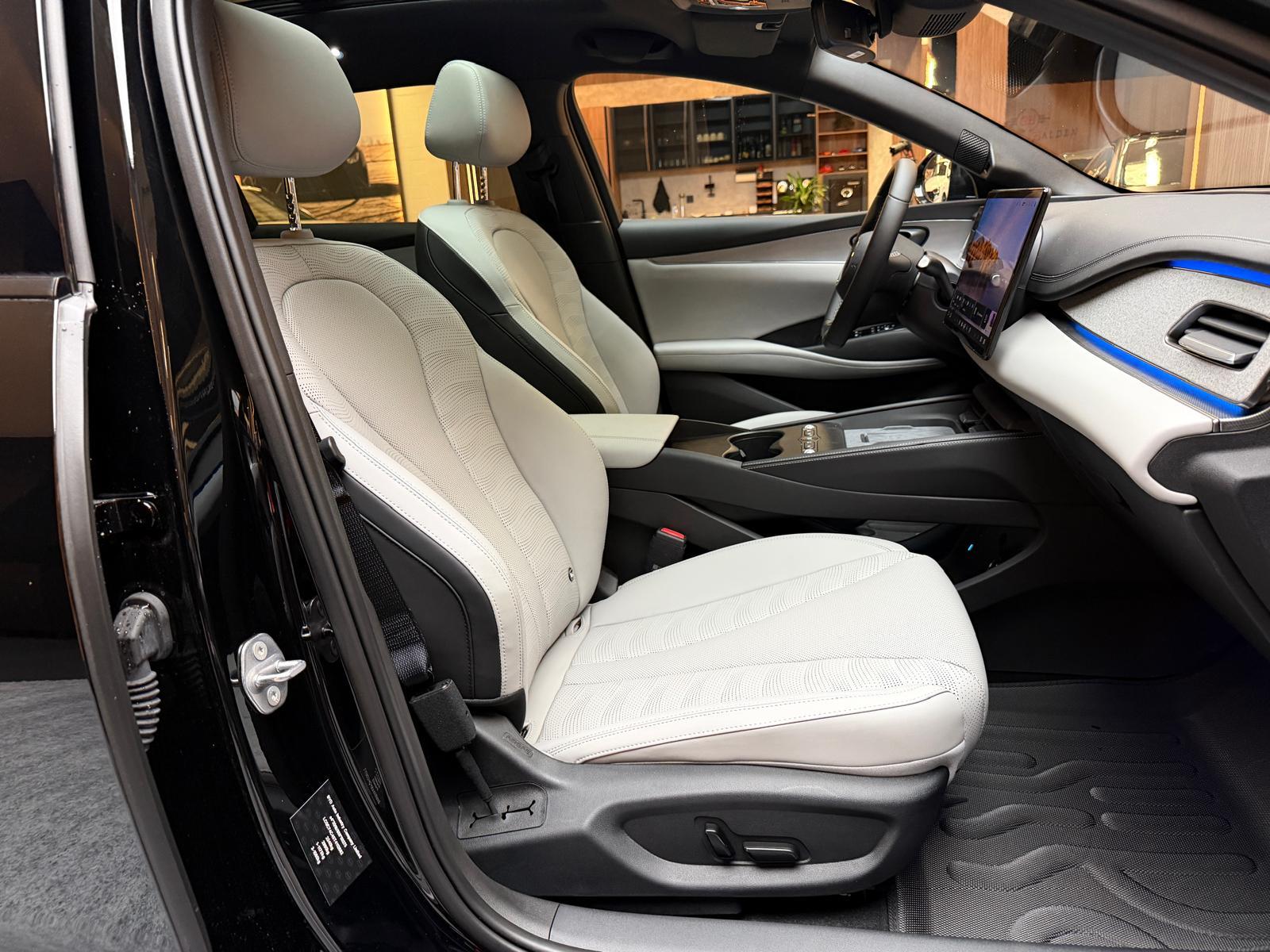 BYD Seal 6 DM-i Touring Comfort-image-16