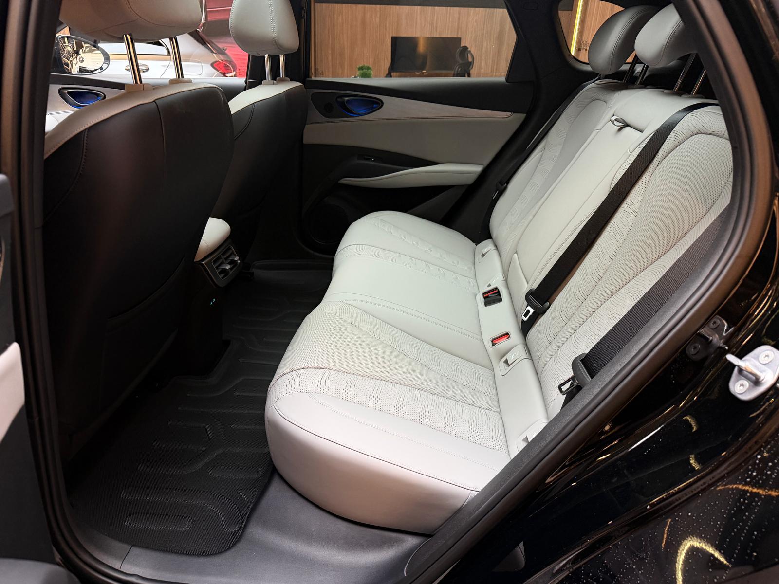 BYD Seal 6 DM-i Touring Comfort-image-19