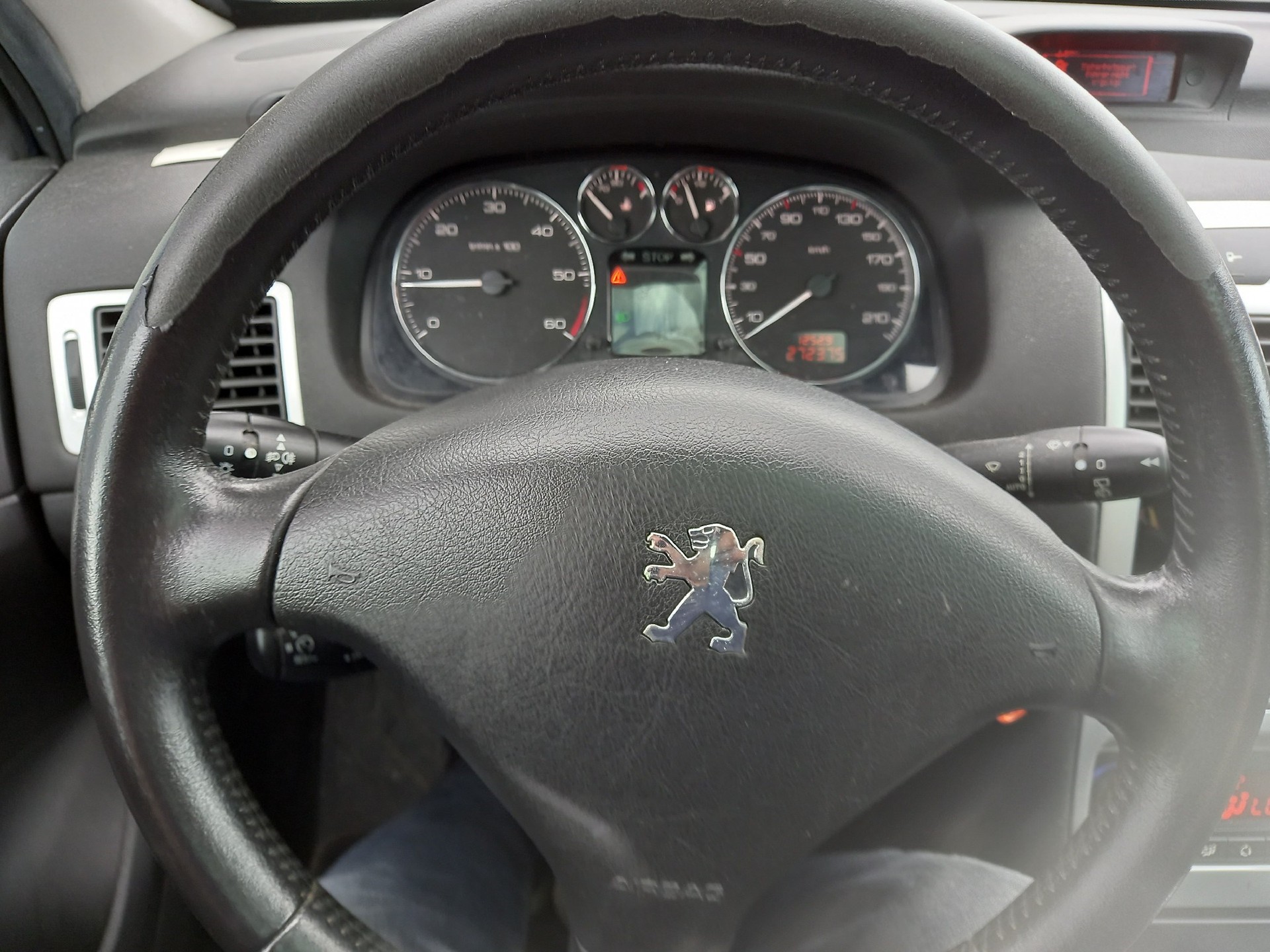 PEUGEOT 307 1.6 HDI Look-image-8