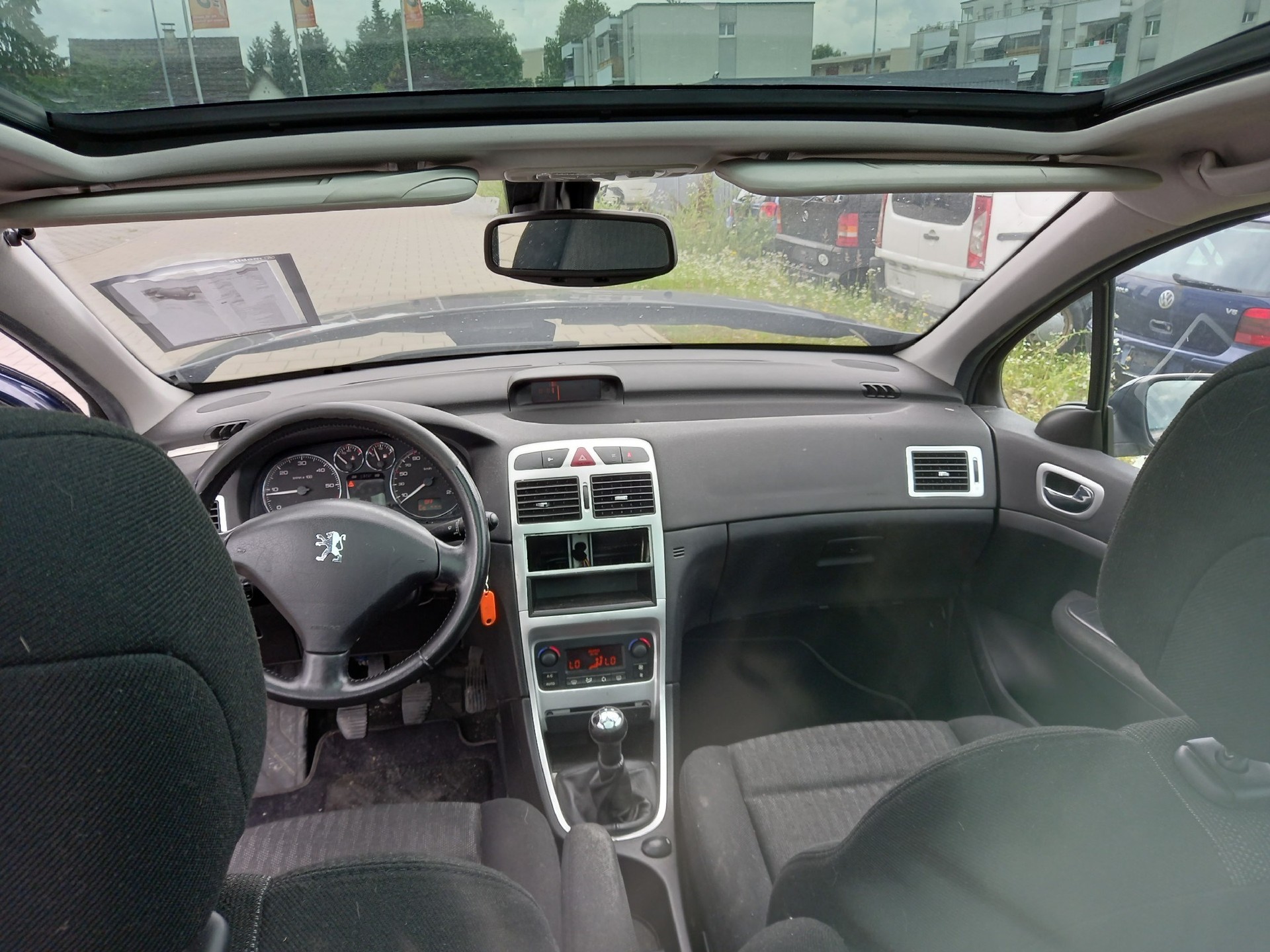 PEUGEOT 307 1.6 HDI Look-image-7