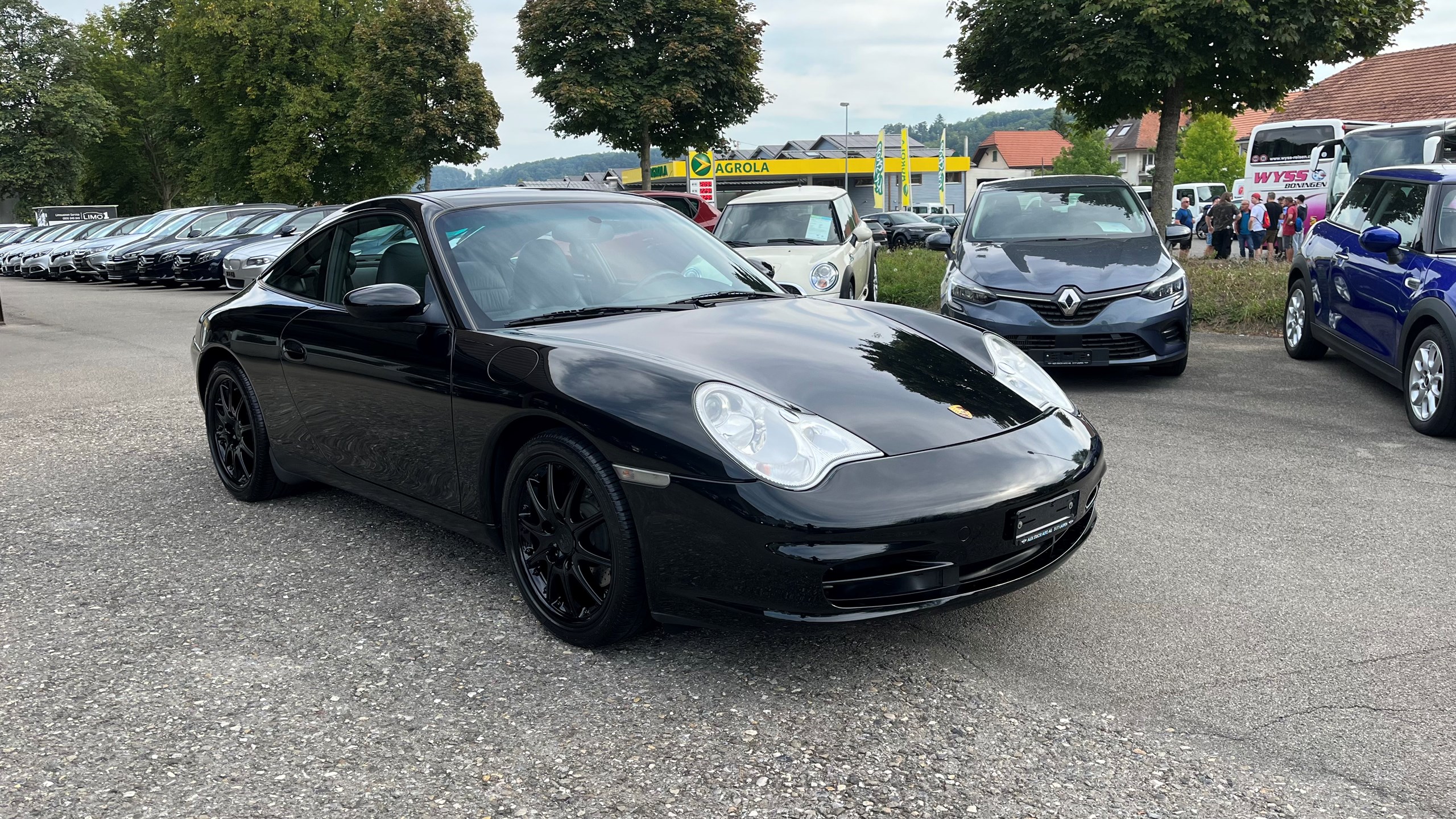 Car photo