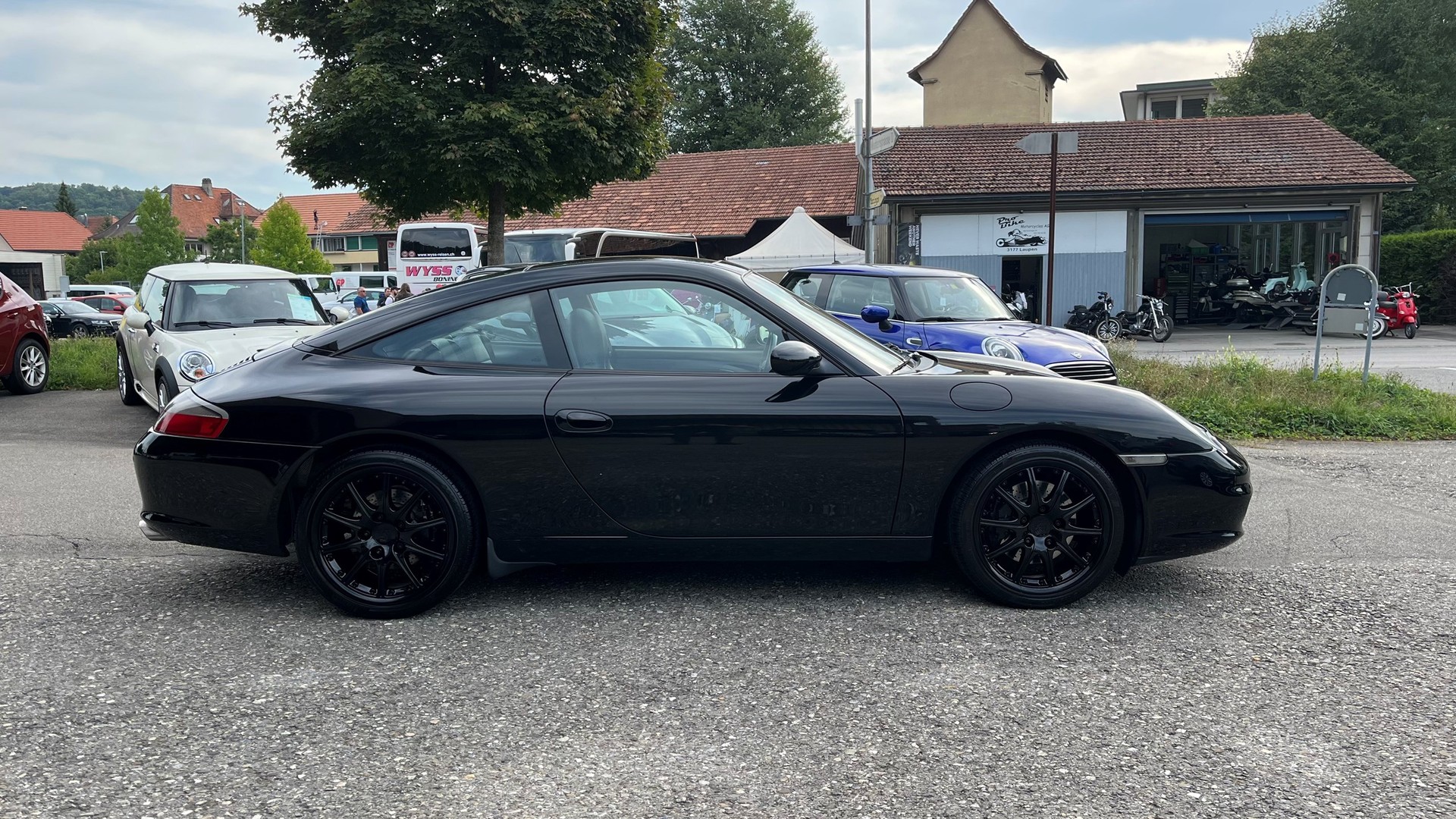 PORSCHE 911 Carrera Targa-image-3