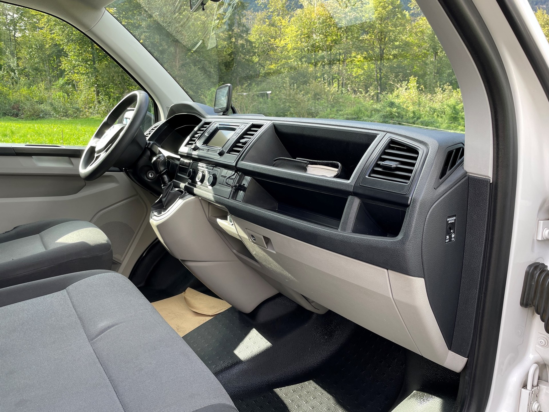 VW T6 2.0 TDI 4Motion-image-9