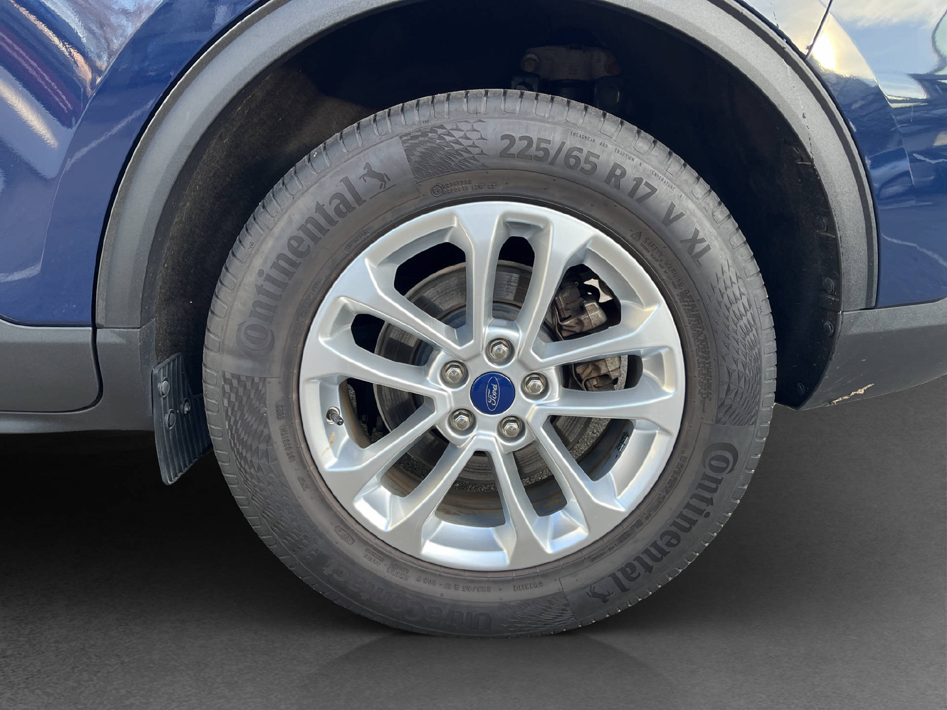 FORD Kuga 2.5 Plug-in Hybrid Titanium-image-23