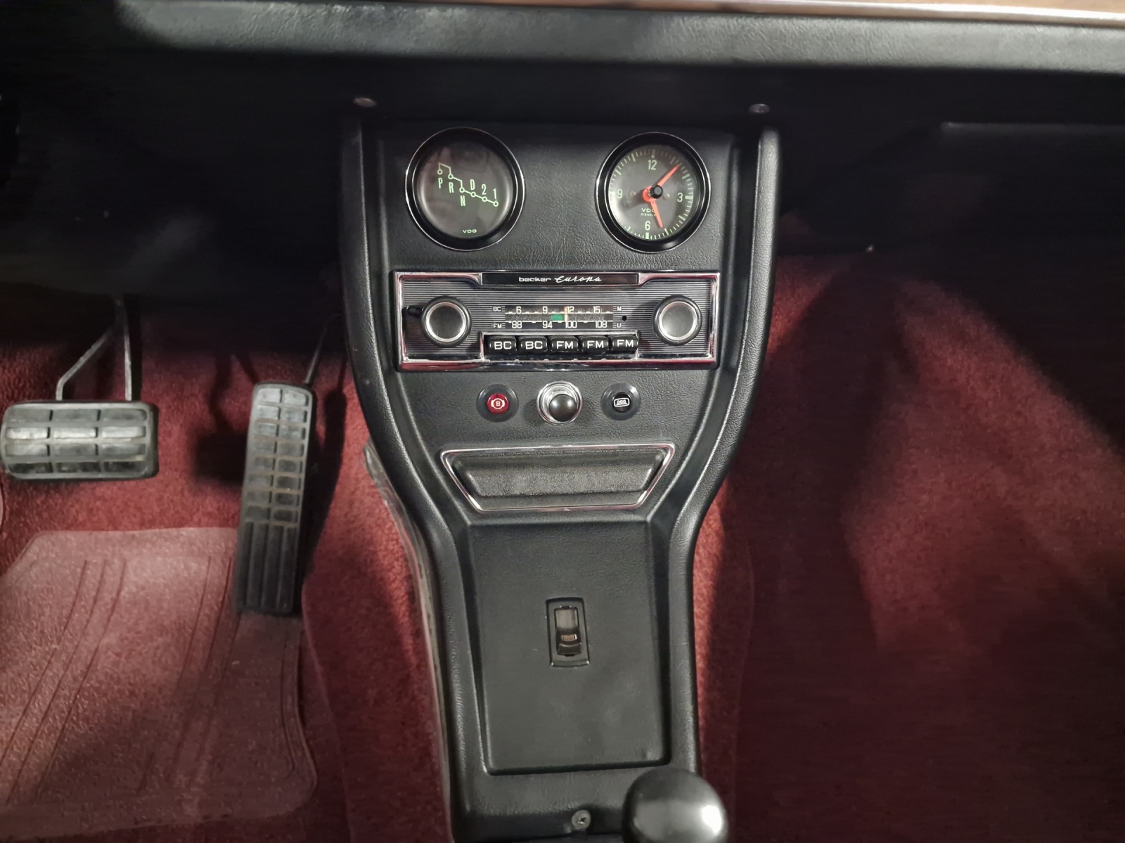 AUDI 100-image-8