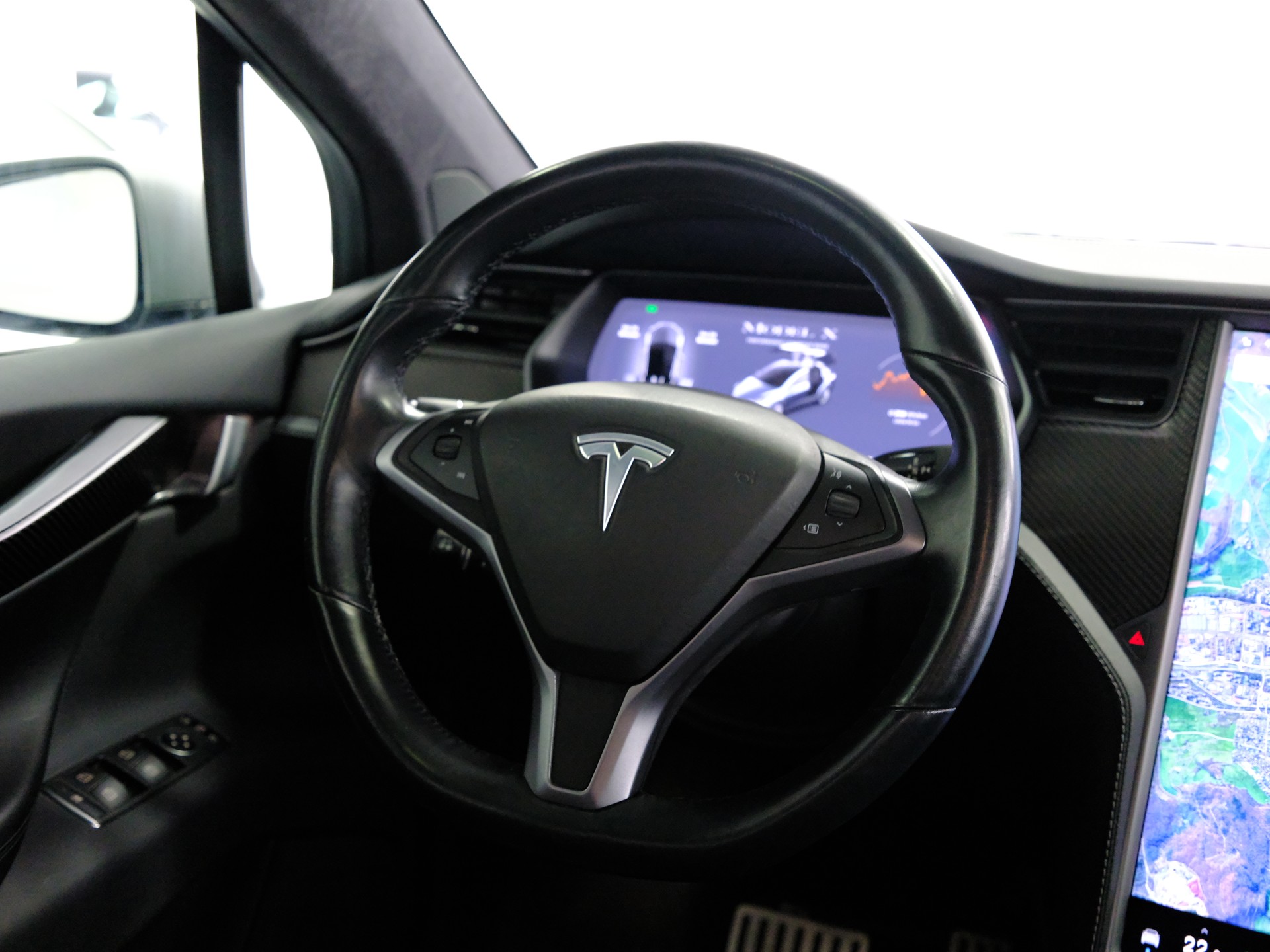 TESLA Model X Performance-image-15