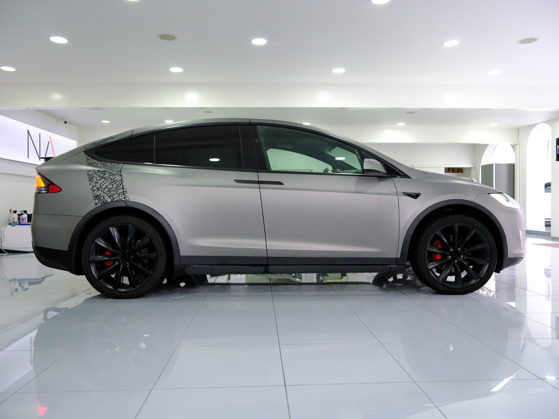 TESLA Model X Performance-image-7