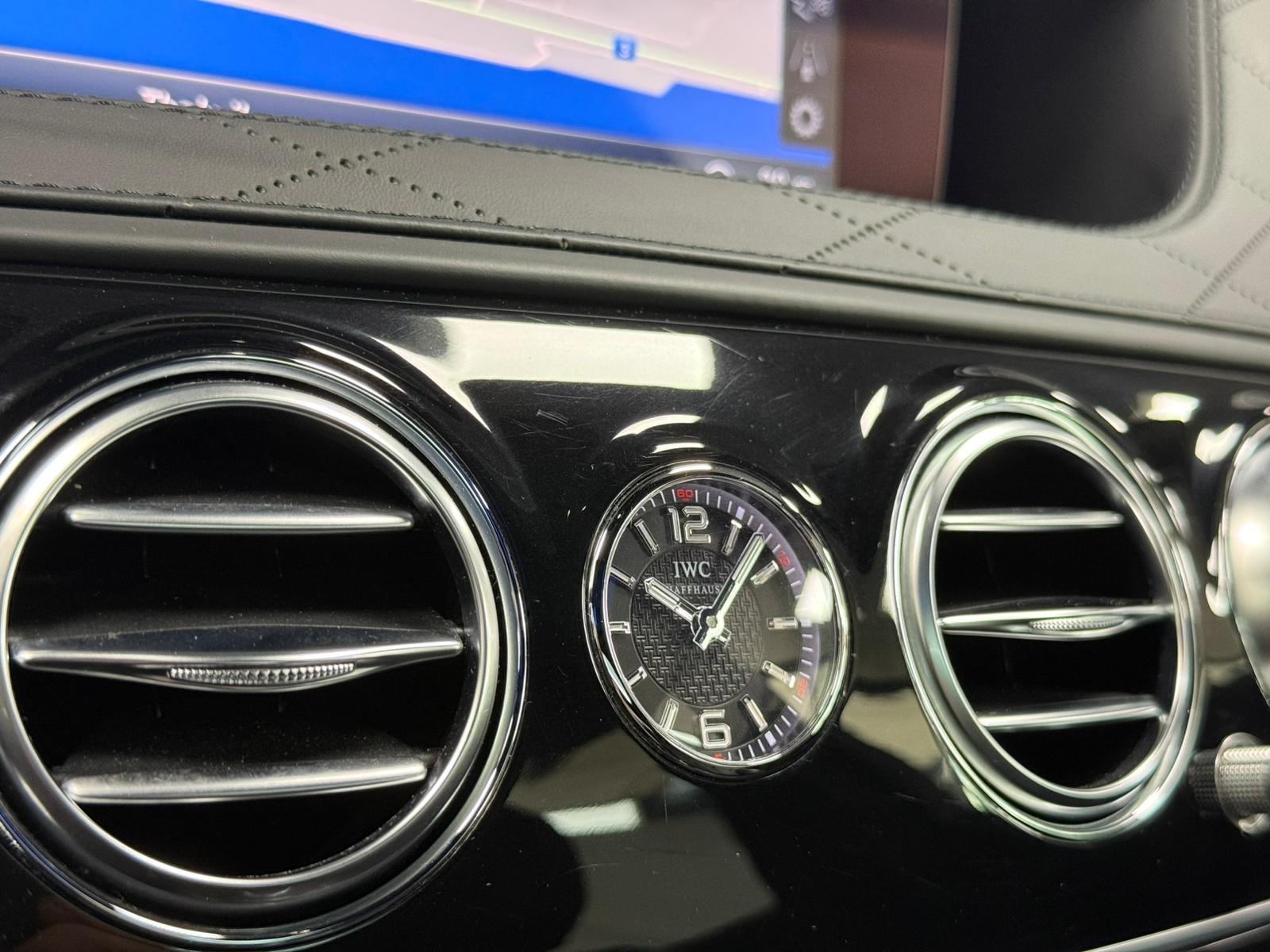 MERCEDES-BENZ S 560 Maybach 4Matic 9G-Tronic-image-18
