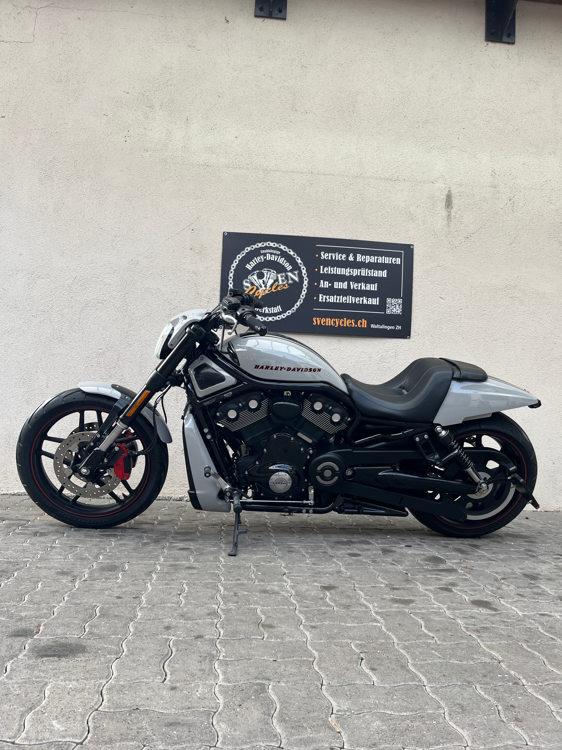 HARLEY-DAVIDSON VRSCDX Night Rod Special ABS-image-2
