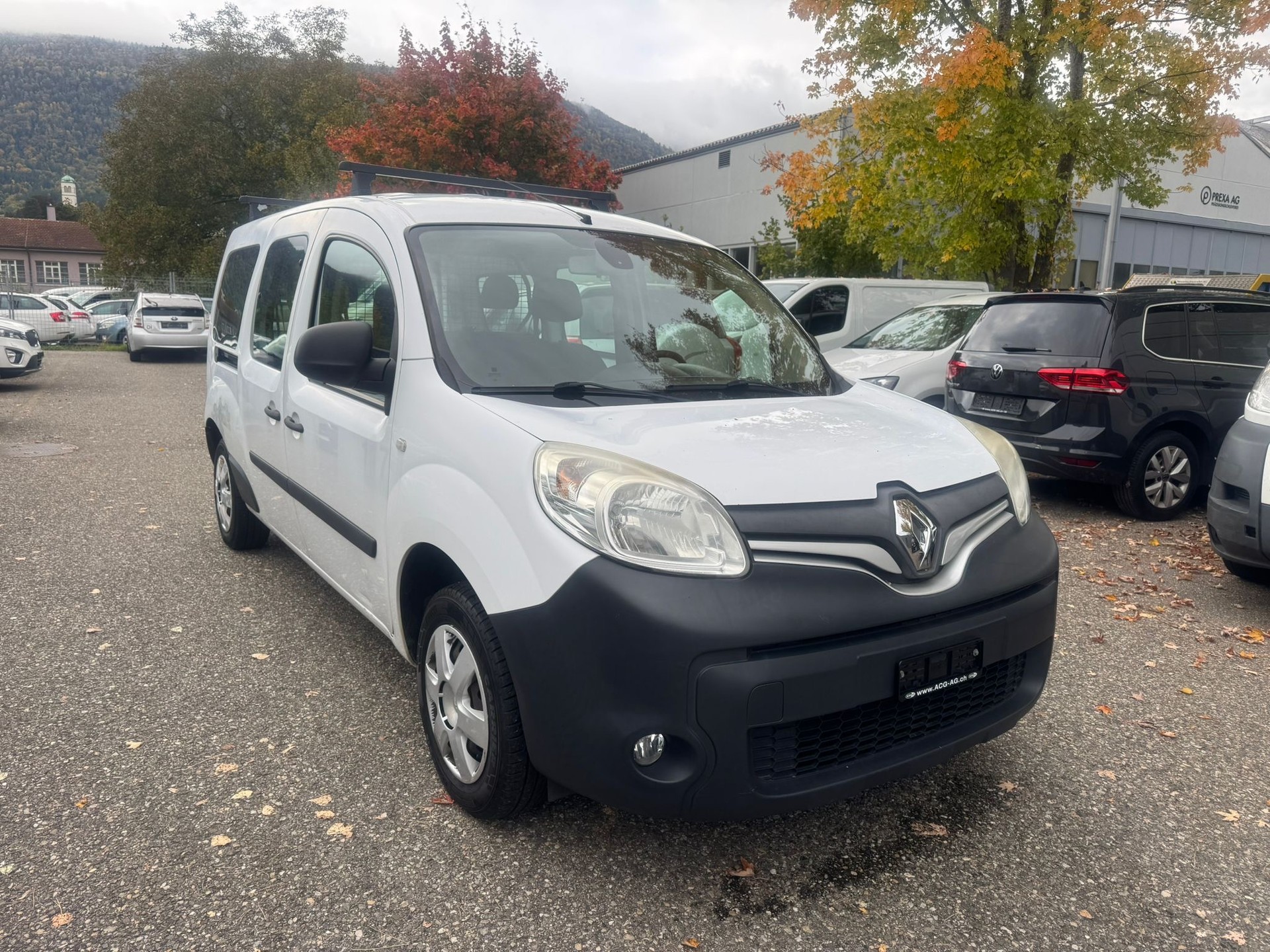 RENAULT Kangoo Maxi dCi 110 Business 5 Plätze / 5 places ** Klimaanlage ** Frisch Ab MFK & Service **-image-0