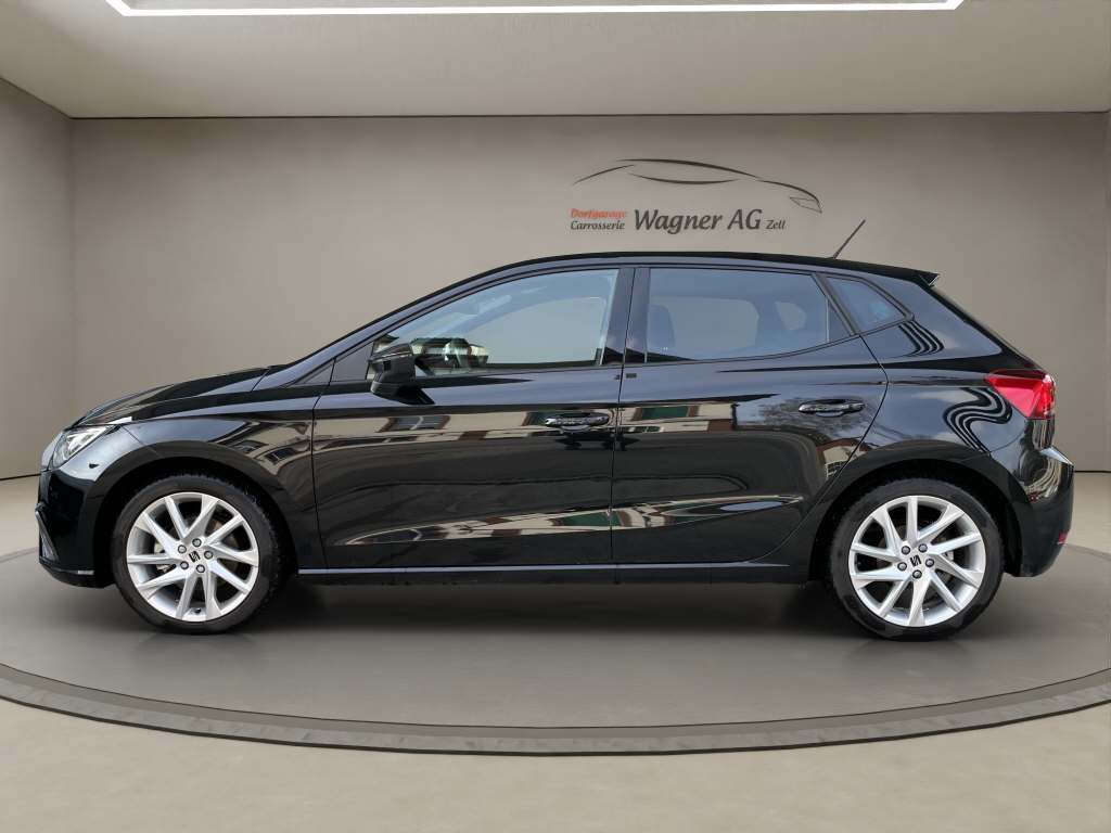 SEAT Ibiza 1.0 TSI 115 FR DSG-image-1