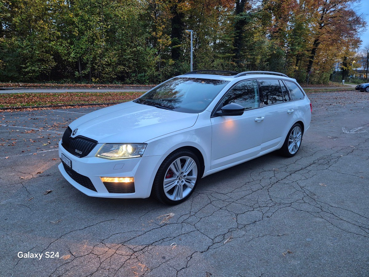 SKODA Octavia Combi 2.0 TDI RS 4x4 DSG-image-0