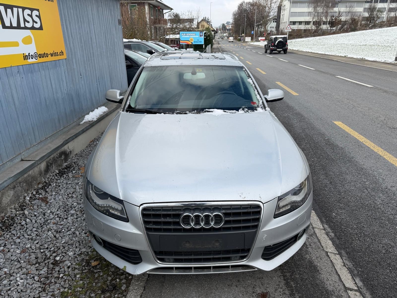 AUDI A4 Avant 2.0 TDI-showroom-element-1