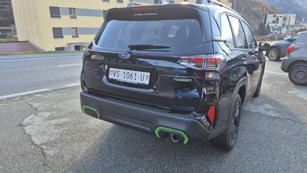 SUBARU Forester Station 2.0i e-Boxer Sport-image-17