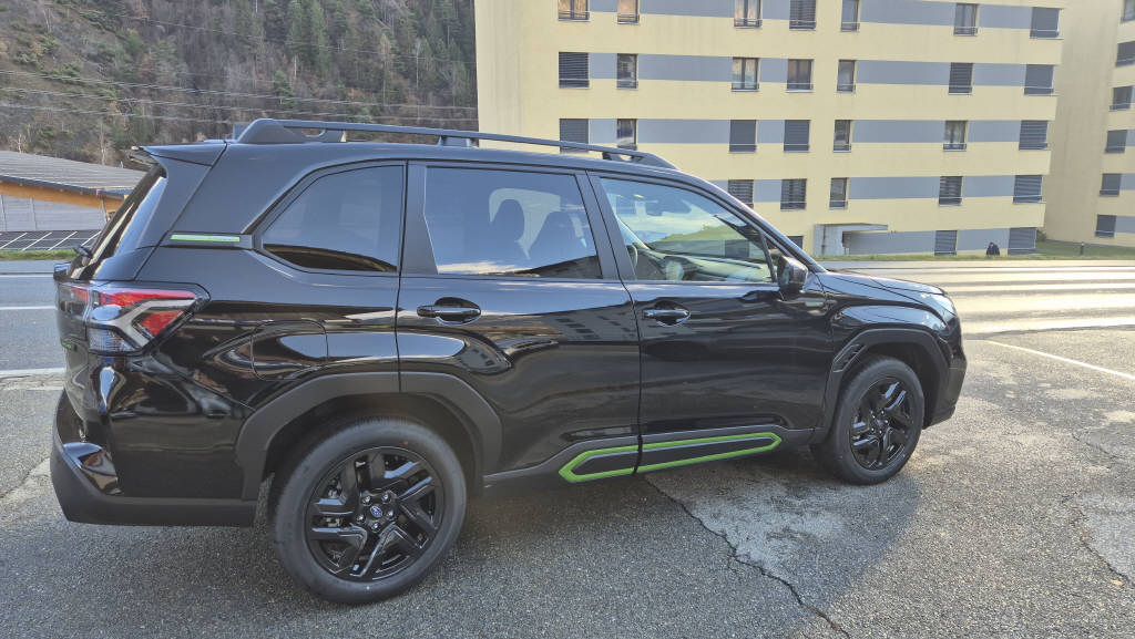 SUBARU Forester Station 2.0i e-Boxer Sport-image-16