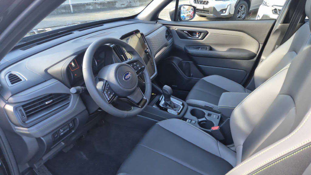 SUBARU Forester Station 2.0i e-Boxer Sport-image-15