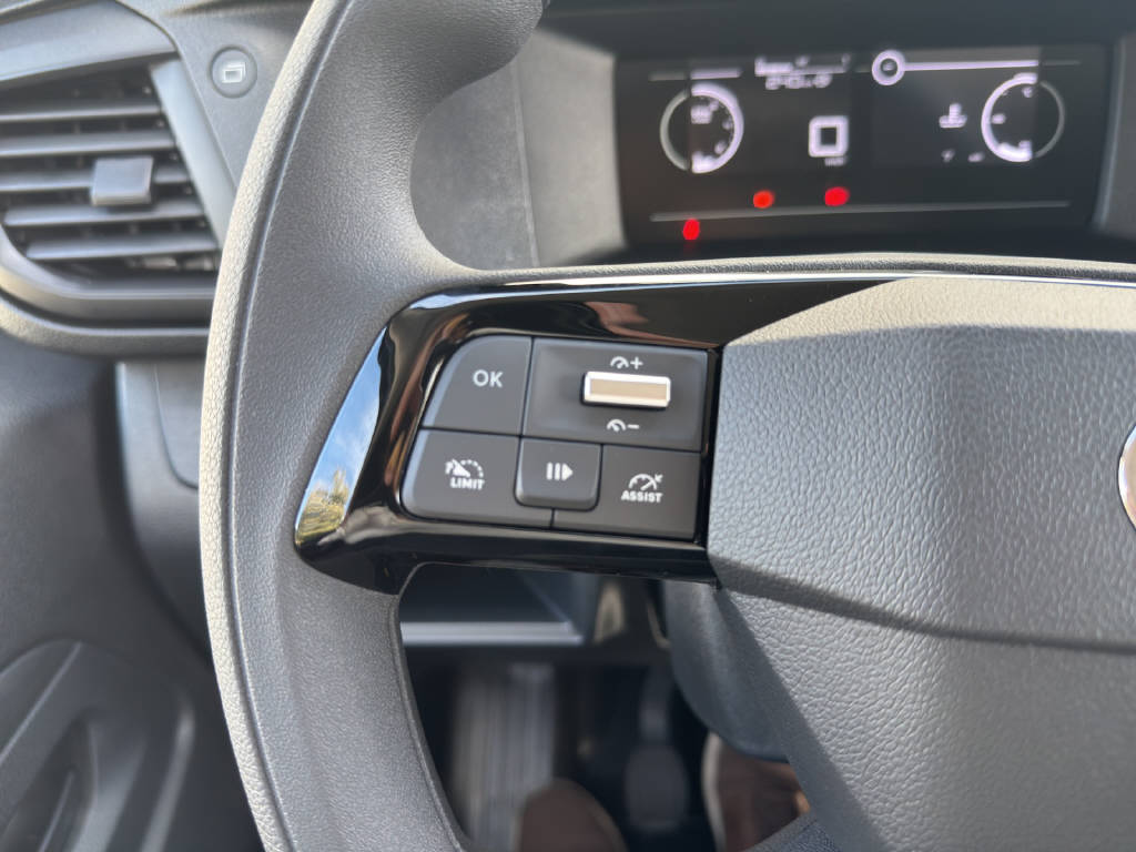TOYOTA PROACE Van L1 1.5 D Active-image-8