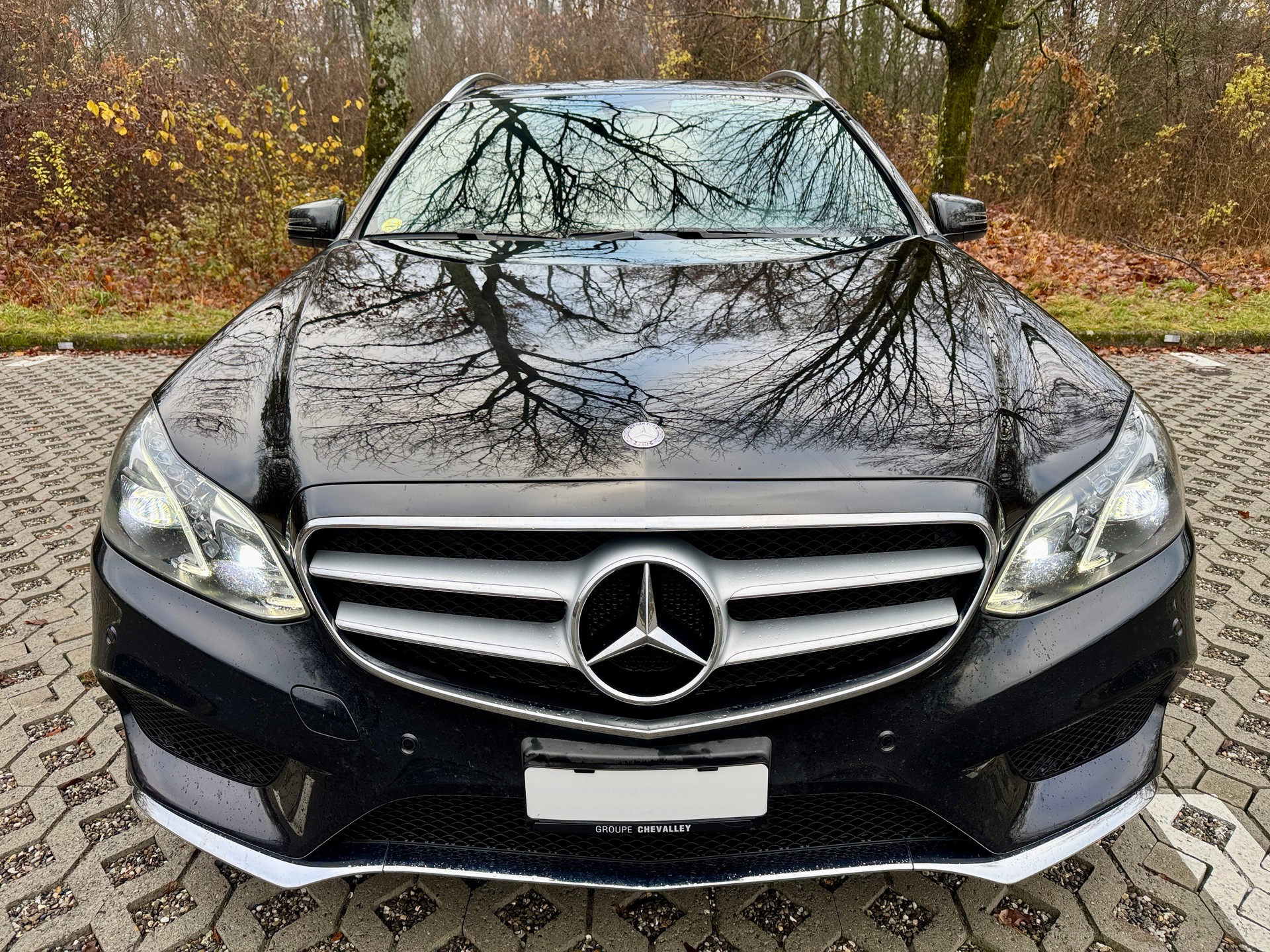MERCEDES-BENZ E 250 BlueTEC Avantgarde 4Matic 7G-Tronic-image-5