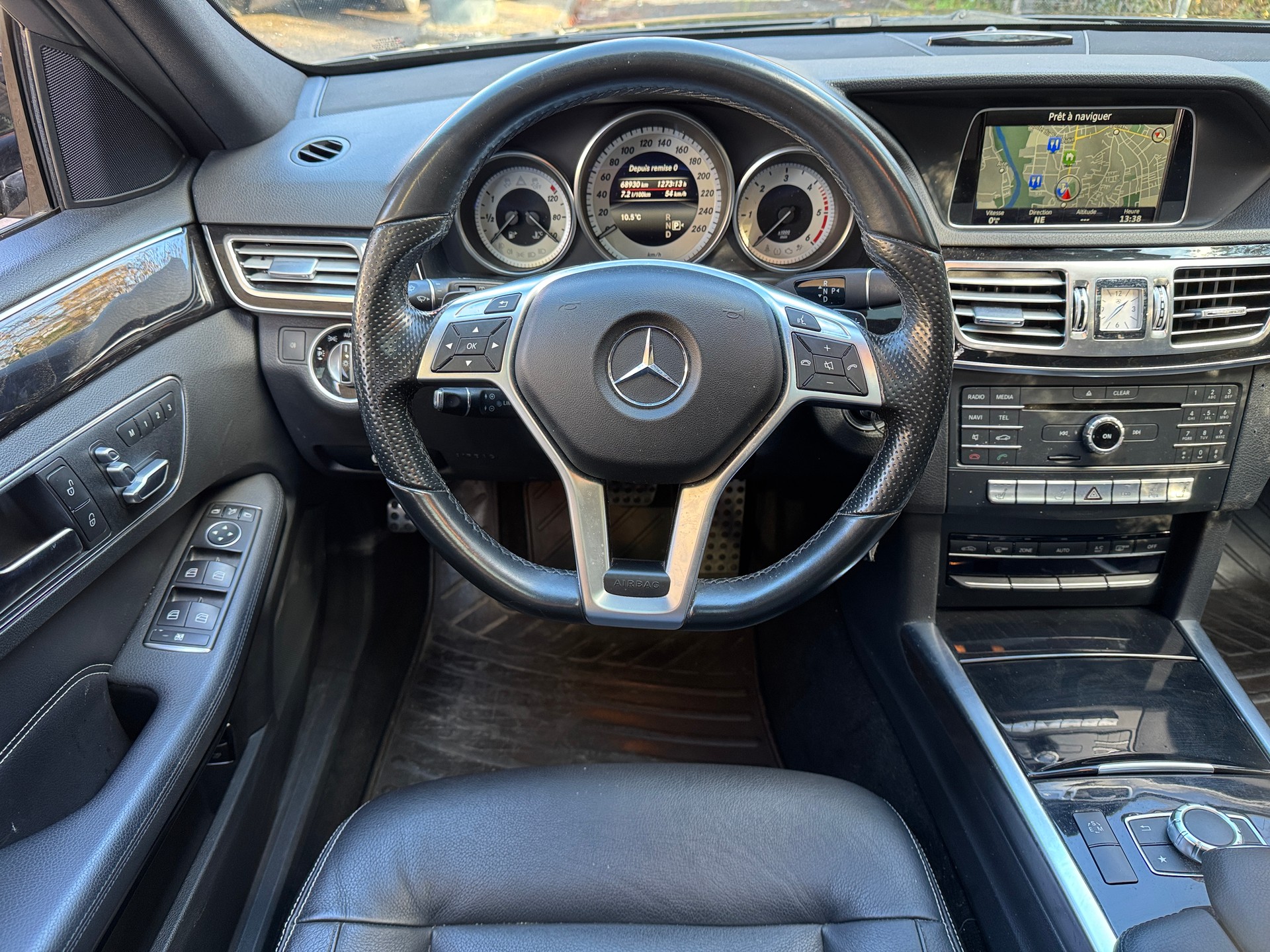 MERCEDES-BENZ E 250 BlueTEC Avantgarde 4Matic 7G-Tronic-image-1
