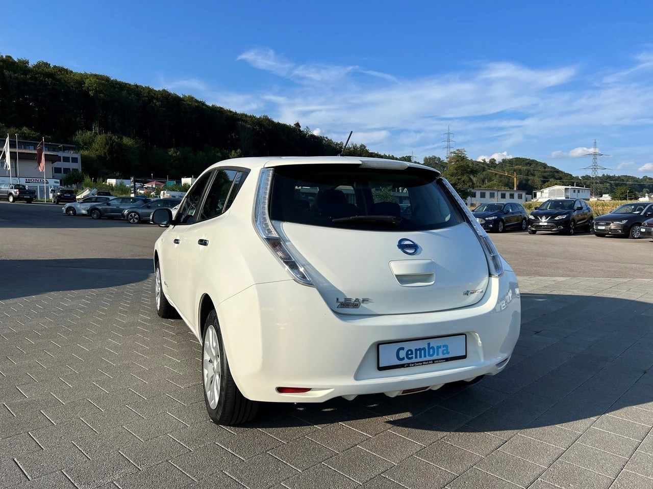 NISSAN Leaf tekna 24kWh (excl battery)-image-2