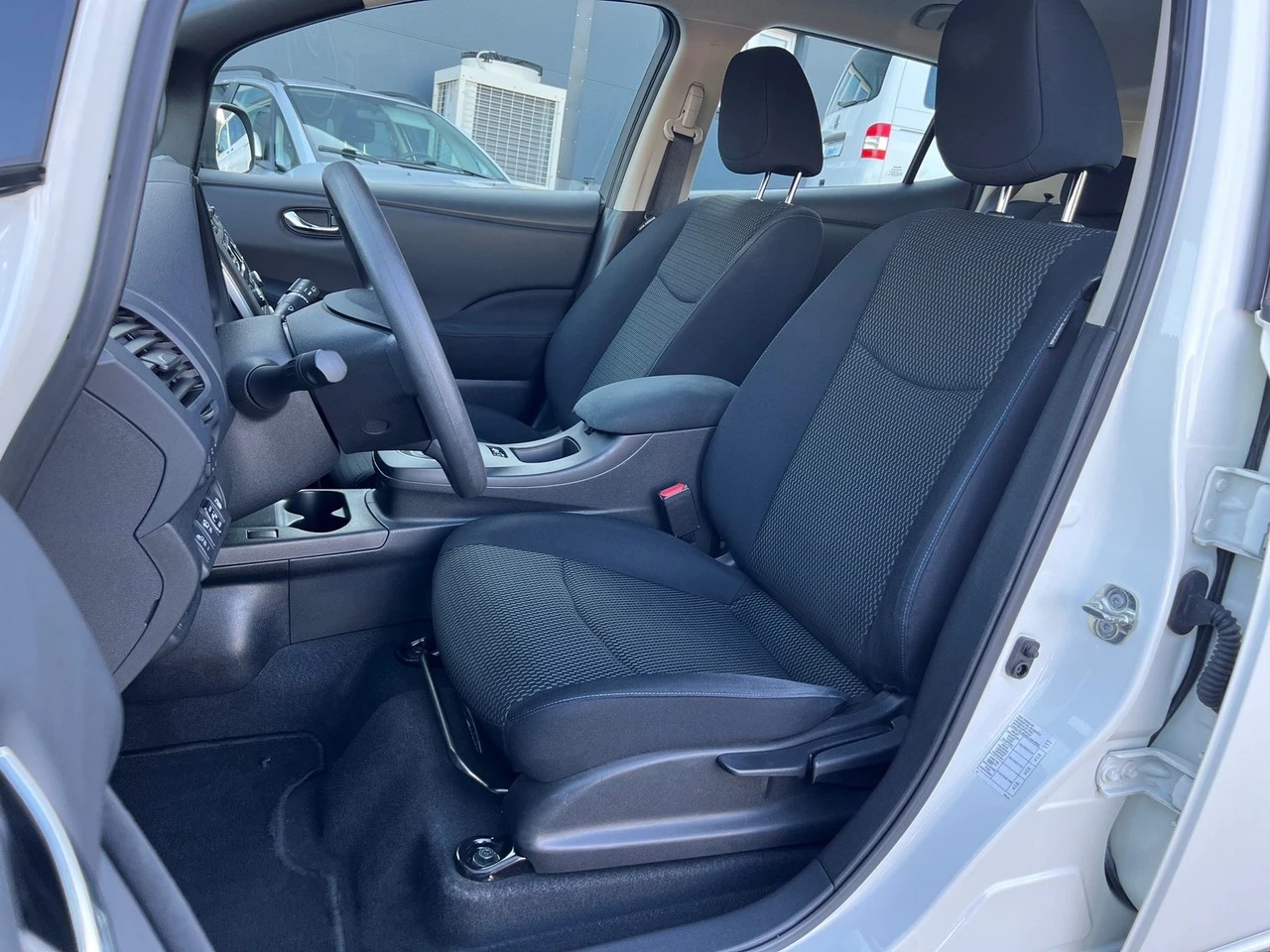 NISSAN Leaf tekna 24kWh (excl battery)-image-9
