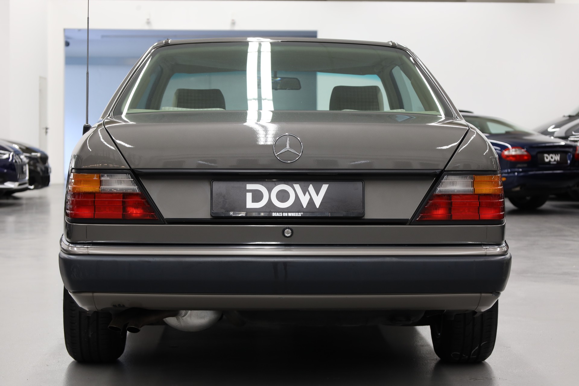 MERCEDES-BENZ 300 CE Sportline-image-7
