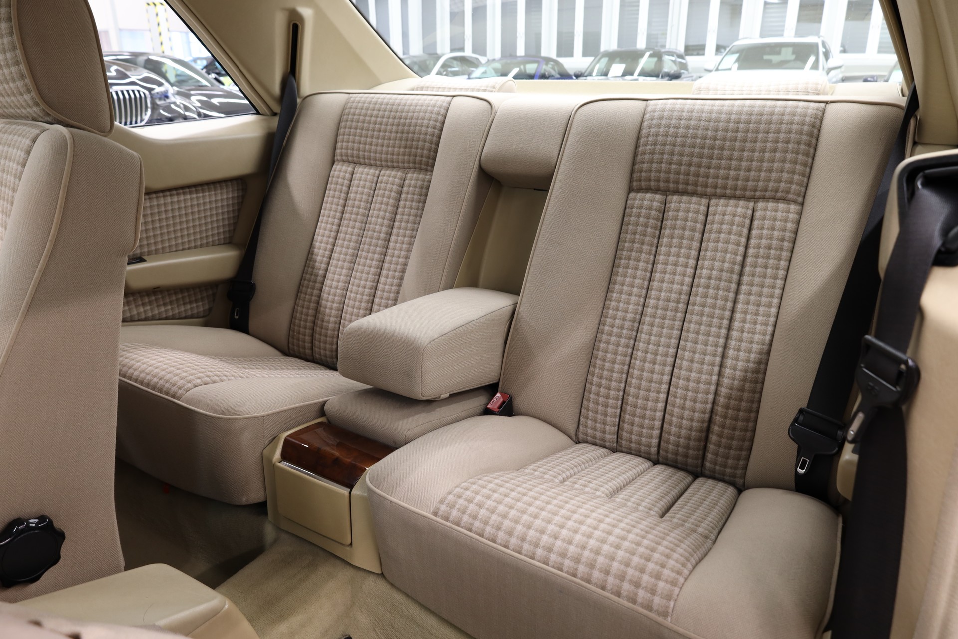 MERCEDES-BENZ 300 CE Sportline-image-24