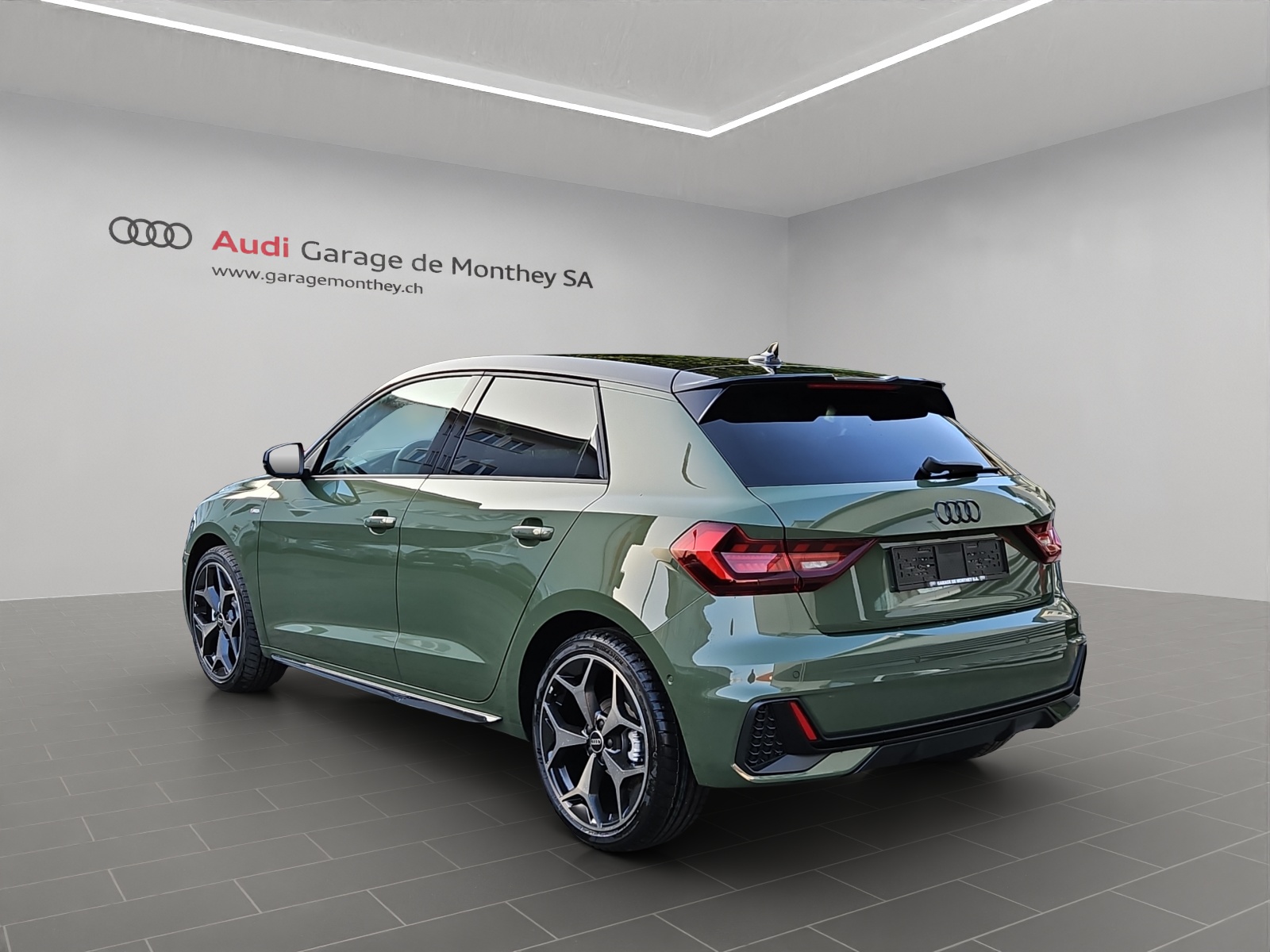 AUDI A1 Sportback 30 TFSI S Line Attraction S-tronic-image-5