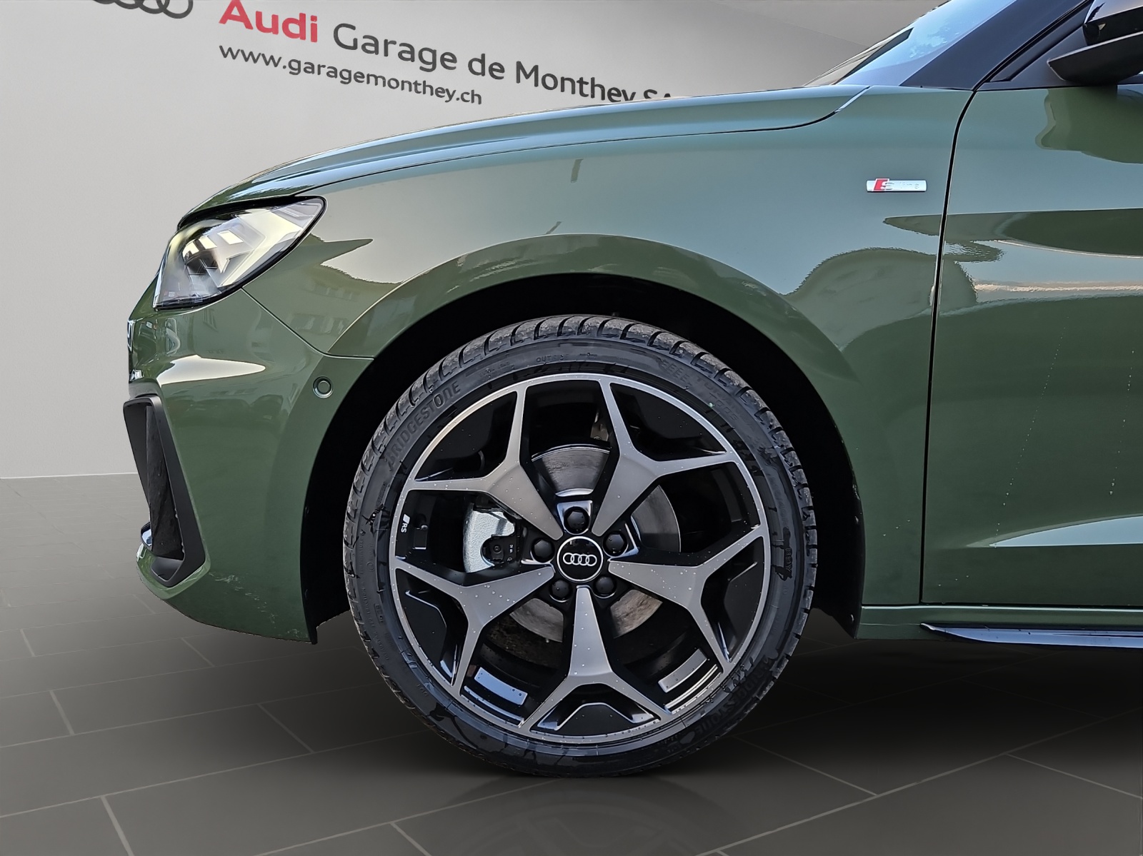 AUDI A1 Sportback 30 TFSI S Line Attraction S-tronic-image-6