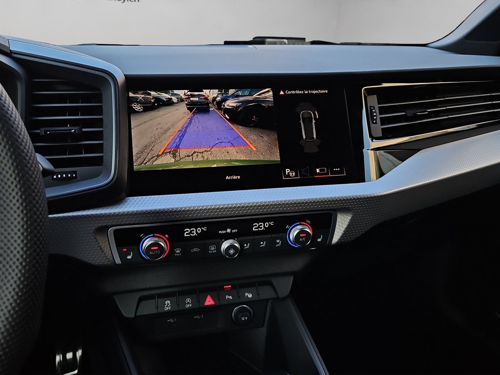AUDI A1 Sportback 30 TFSI S Line Attraction S-tronic-image-13