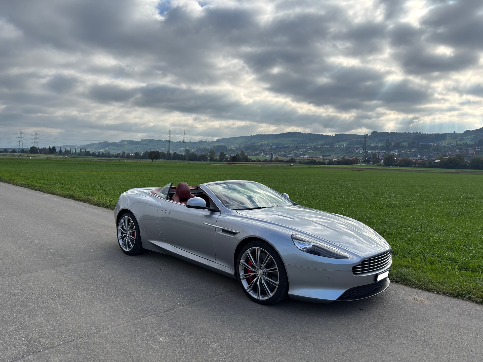 ASTON MARTIN DB9 Volante Touchtronic 2-image-5