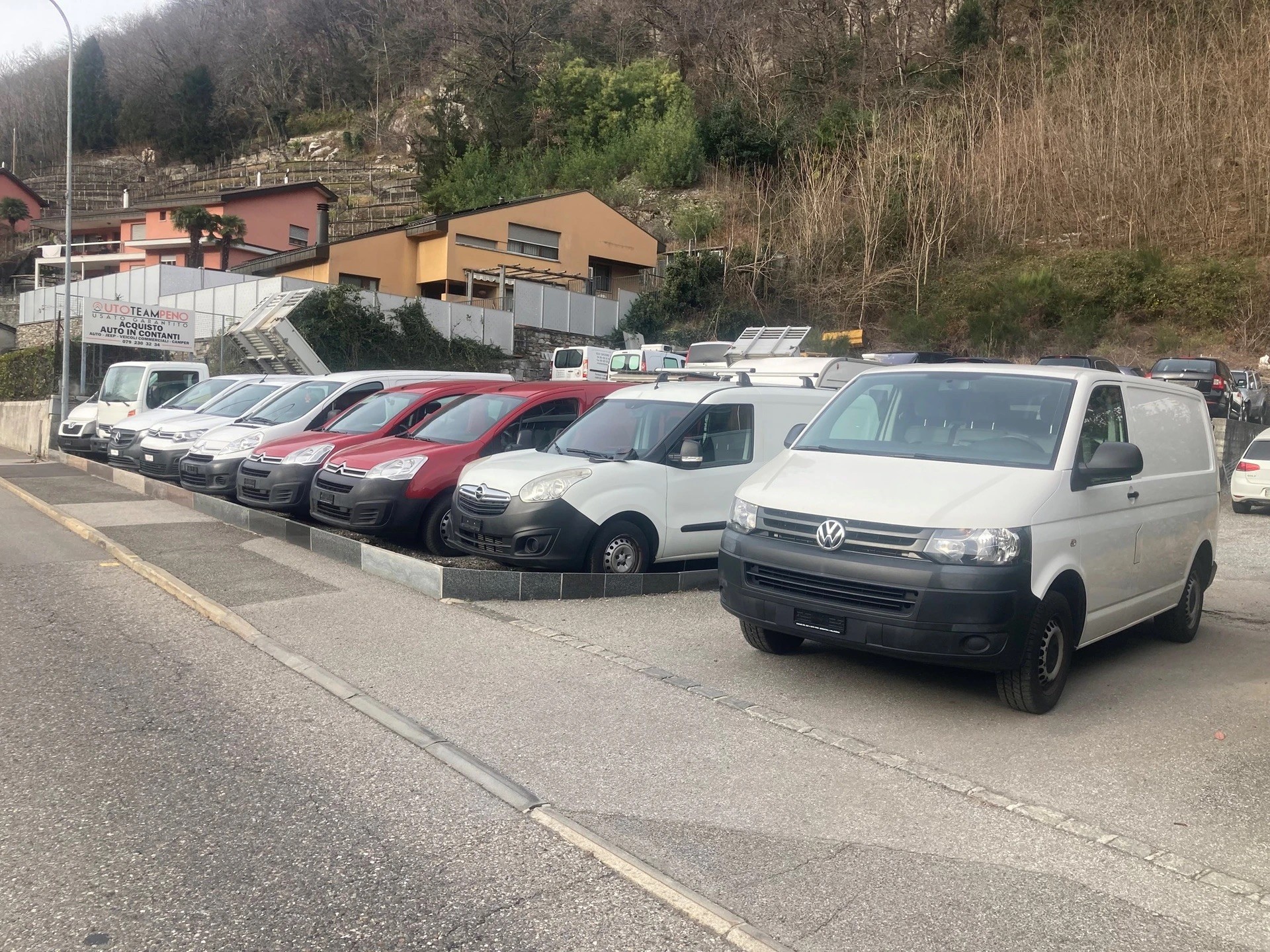 VW T5 2.0 TDI-image-11
