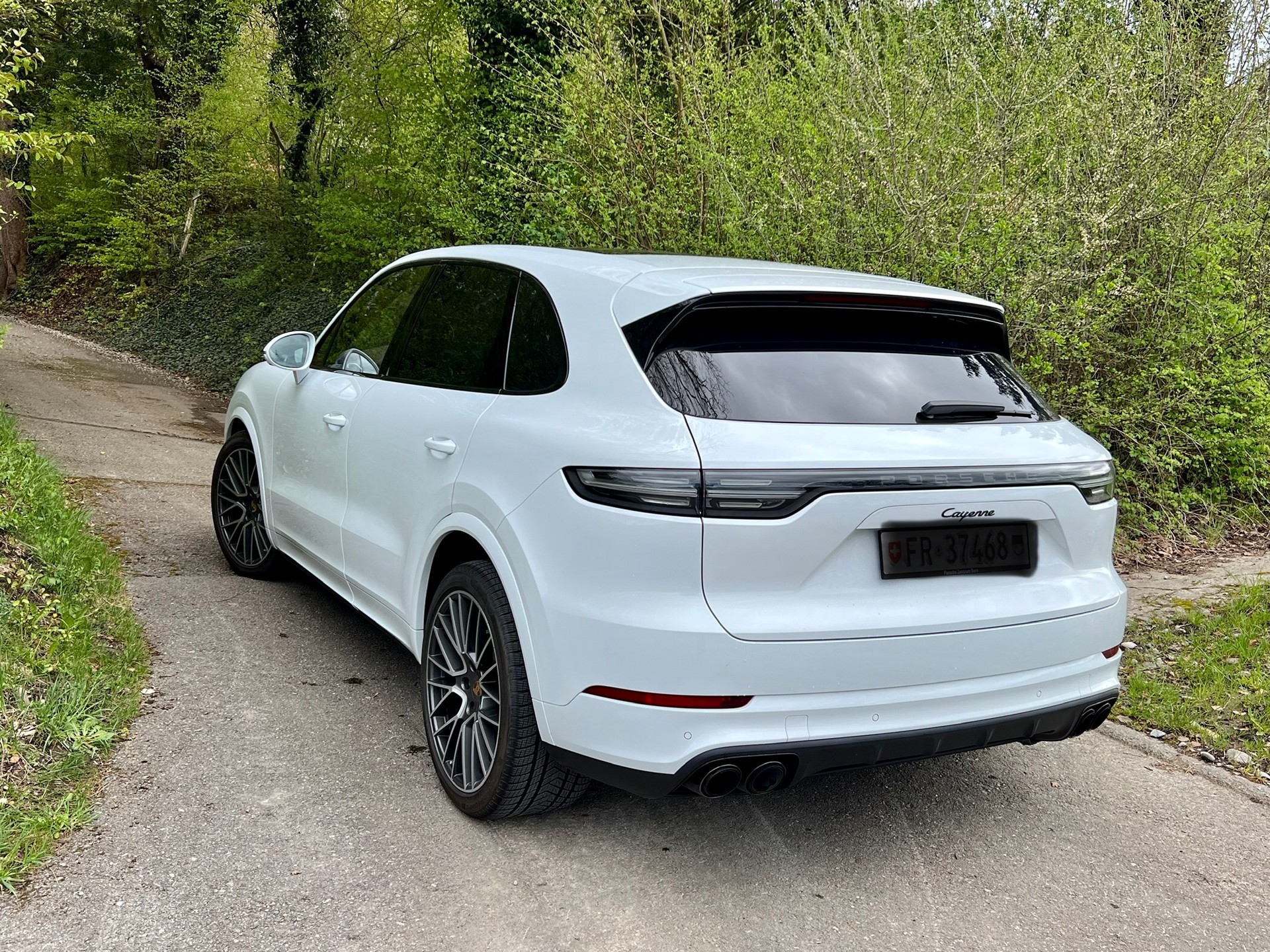 PORSCHE Cayenne Turbo (CH Fahrzeug)-image-2