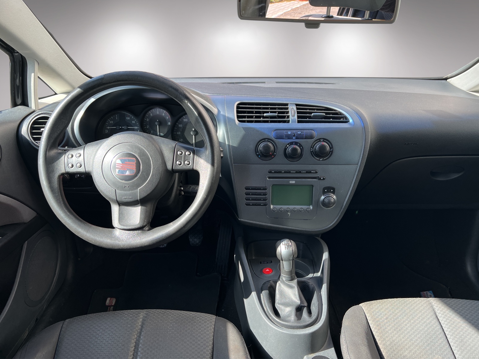 SEAT Leon 1.6 Rebel-image-9