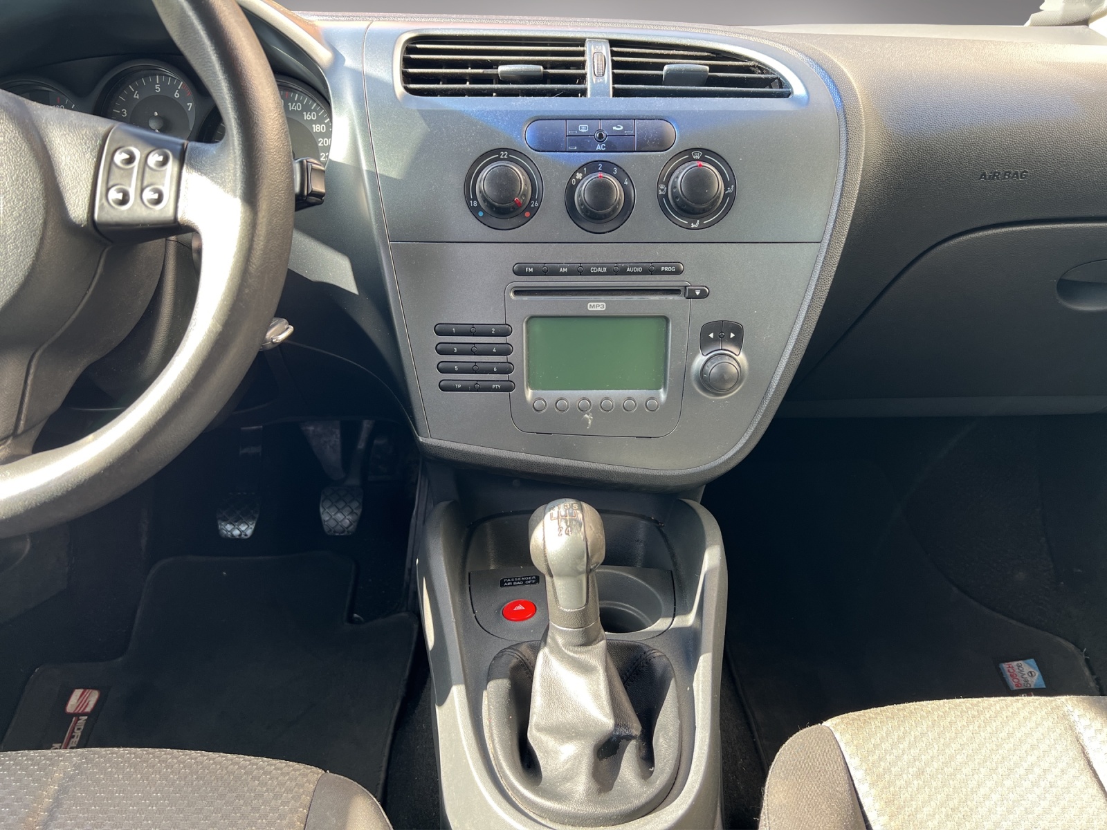 SEAT Leon 1.6 Rebel-image-10