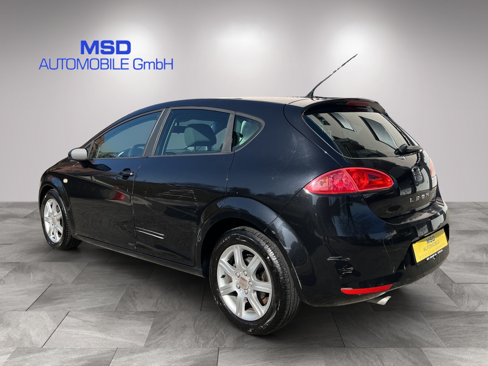 SEAT Leon 1.6 Rebel-image-5