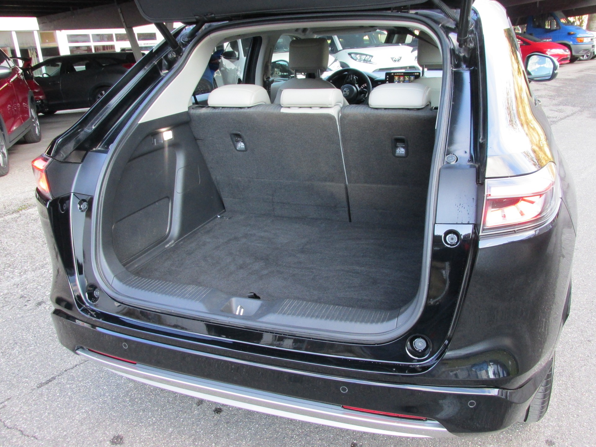 HONDA HR-V 1.5i-MMD Advance Style CVT-image-6
