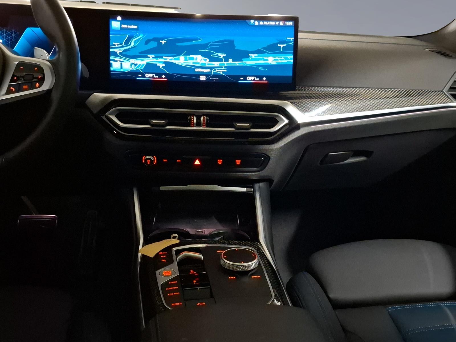 BMW M340i xDrive Touring-image-10