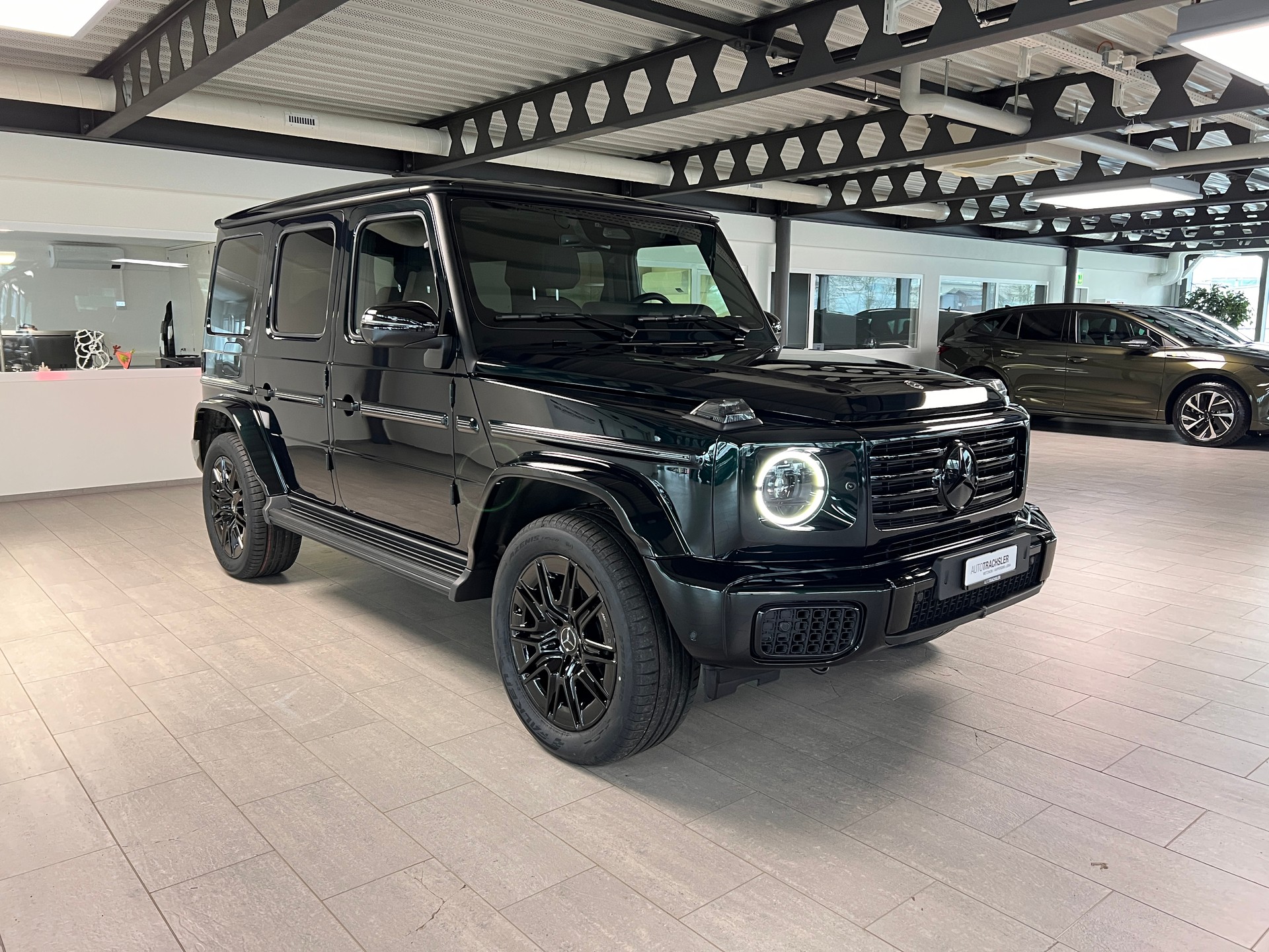 MERCEDES-BENZ G 450d 9G-Tronic-image-2
