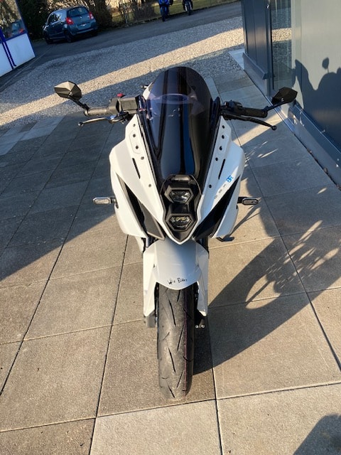 SUZUKI GSX 8 R-image-6