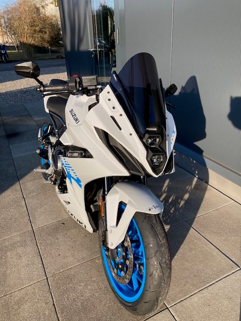 SUZUKI GSX 8 R-image-3