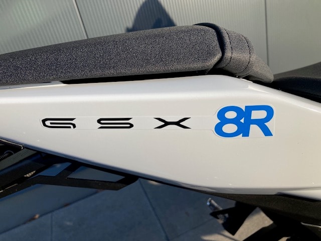 SUZUKI GSX 8 R-image-1